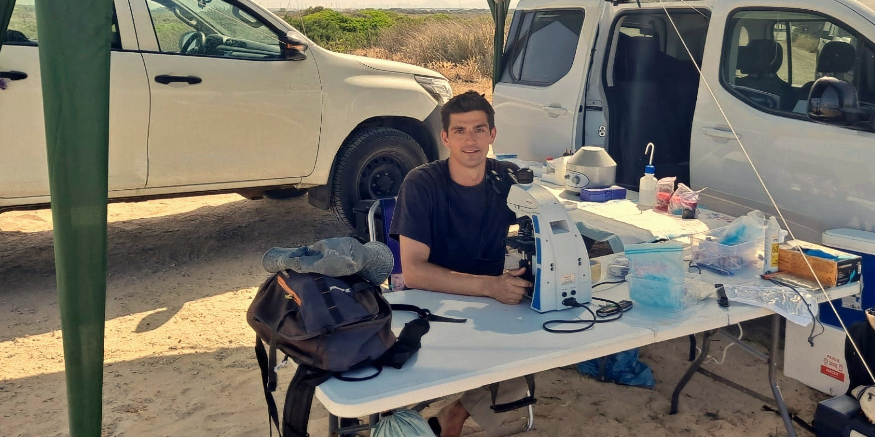 Pablo Morón, Graduado y Doctor en Veterinaria por la Universidad Complutense de Madrid, Premio Nacional Fin de Carrera